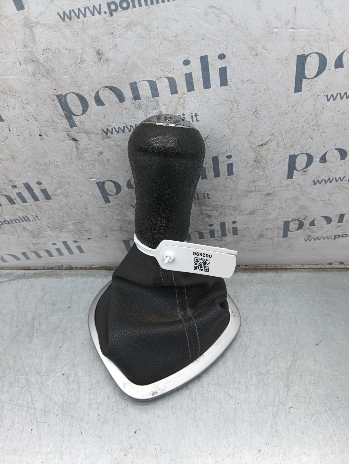 Pomili Cambio e trasmissioni Pomello con cuffia del cambio Renault Clio 3 (2005-2012) 8200408023 pomello usato