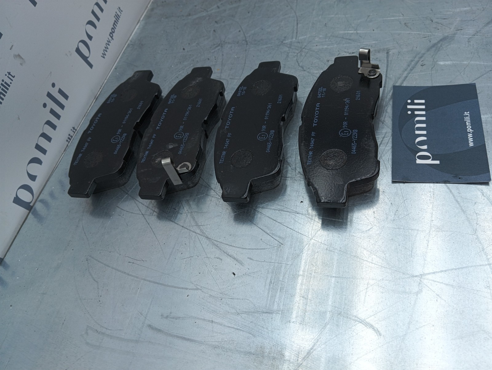 Pomili Freni e ricambi 04465-YZZAB pastiglie freni Toyota/Lexus nuove