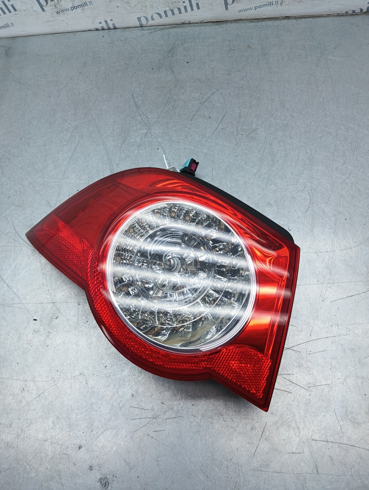 Pomili Fanaleria Volkswagen Eos fanale posteriore sinistro a LED 1Q0945257A usato
