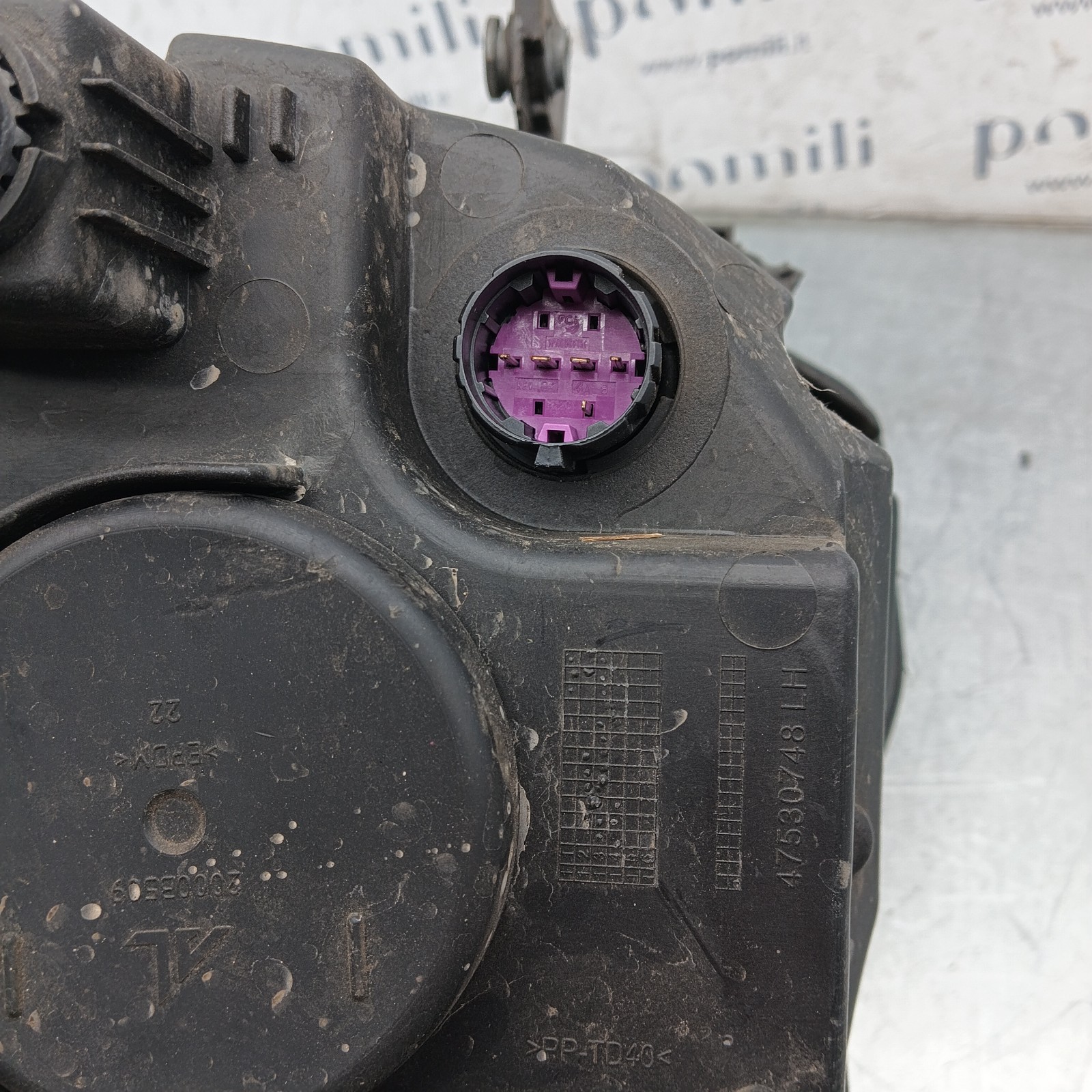 Pomili Fanaleria Fiat 500L faro anteriore sinistro 47530748LH usato