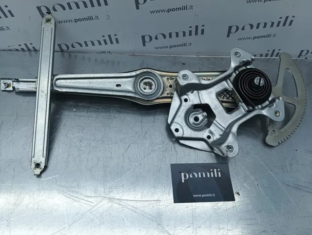 Pomili Rivestimenti interni e parti interne alzacristalli elettrico anteriore destro Toyota Yaris 69801-52020