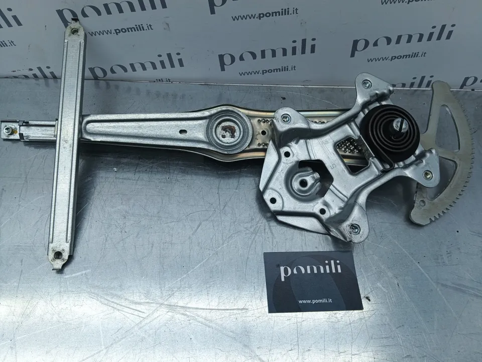 Pomili Rivestimenti interni e parti interne alzacristalli elettrico anteriore destro Toyota Yaris 69801-52020