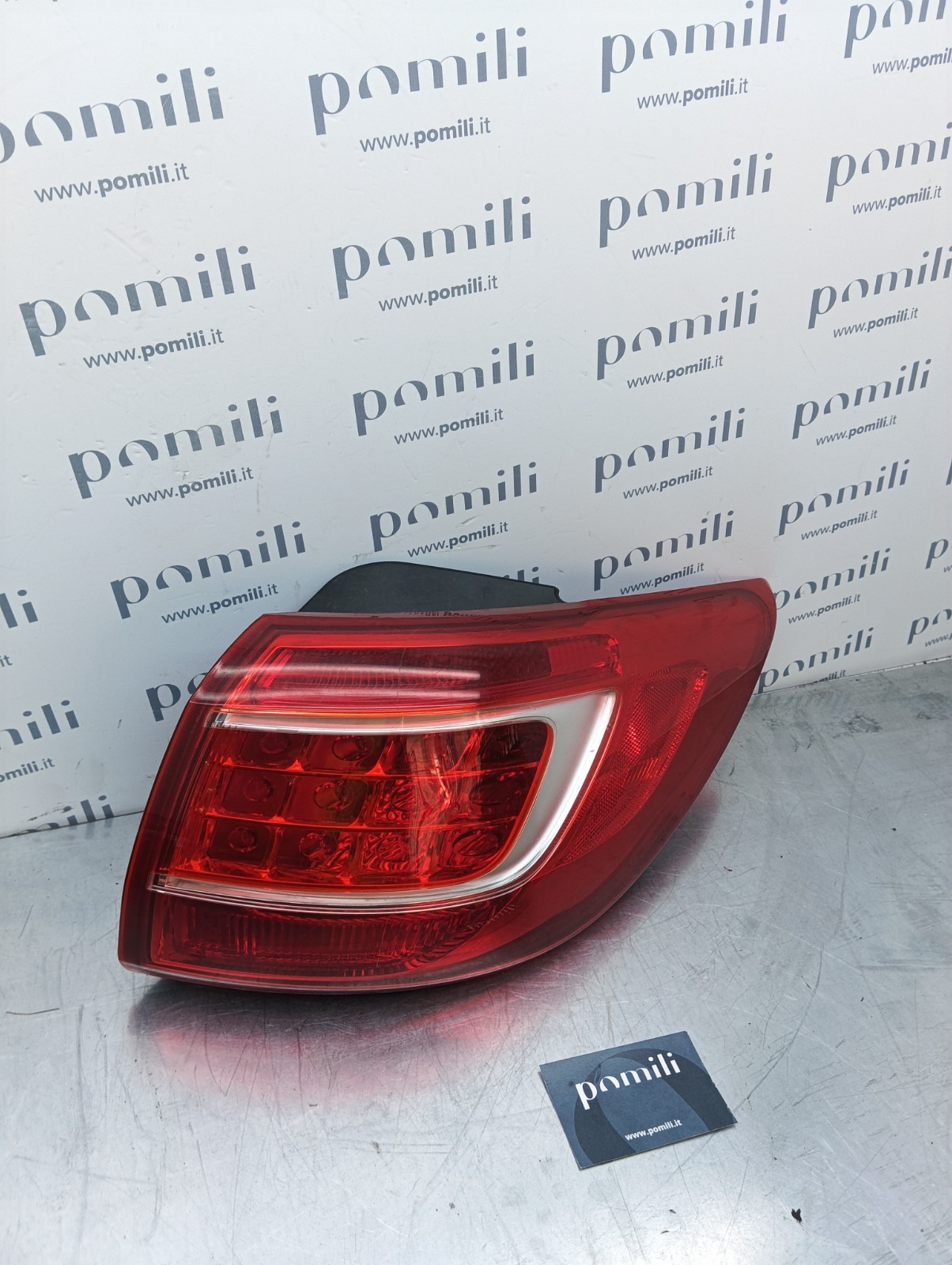 Pomili Fanaleria Kia Sportage L92402 3W0 fanale posteriore destro usato