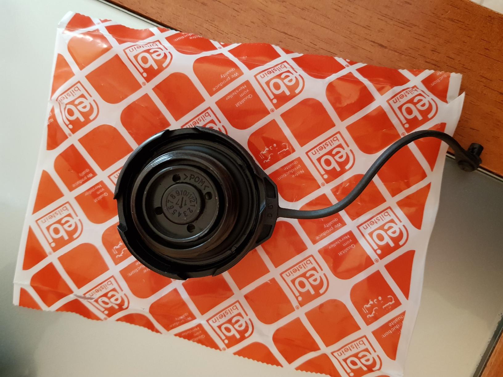 Bilstein Carrozzeria e abitacolo febi bilstein 27288 tappo serbatoio con cinturino non bloccabile
