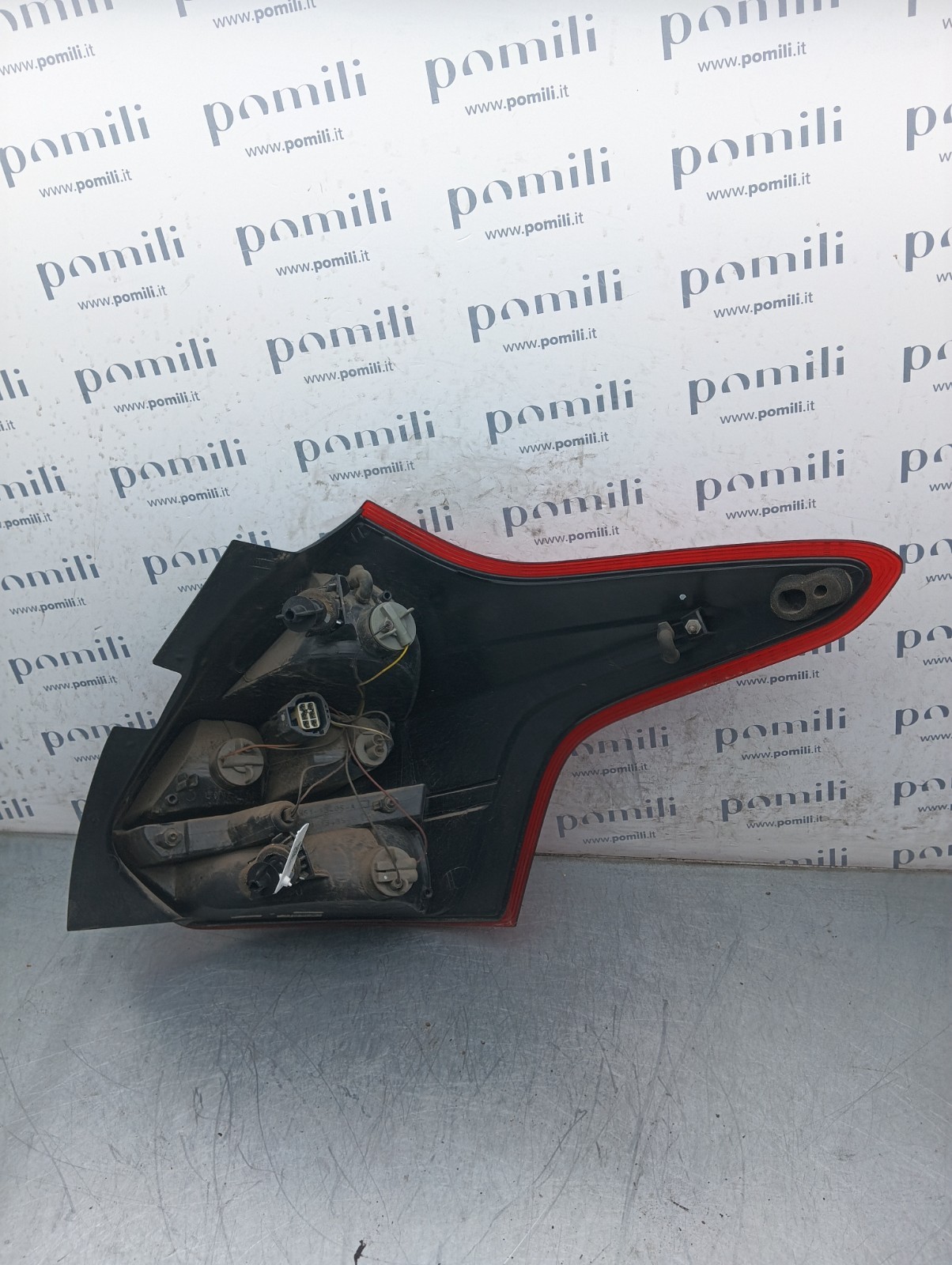 Pomili Fanaleria Fanale posteriore sinistro LED Ford Focus III (2011-2014) BM51-13405-BA usato