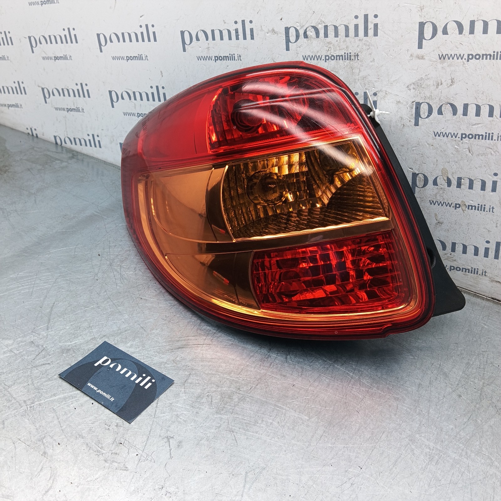 Pomili Fanaleria Fiat 16 fanale posteriore sinistro 220-16684 usato