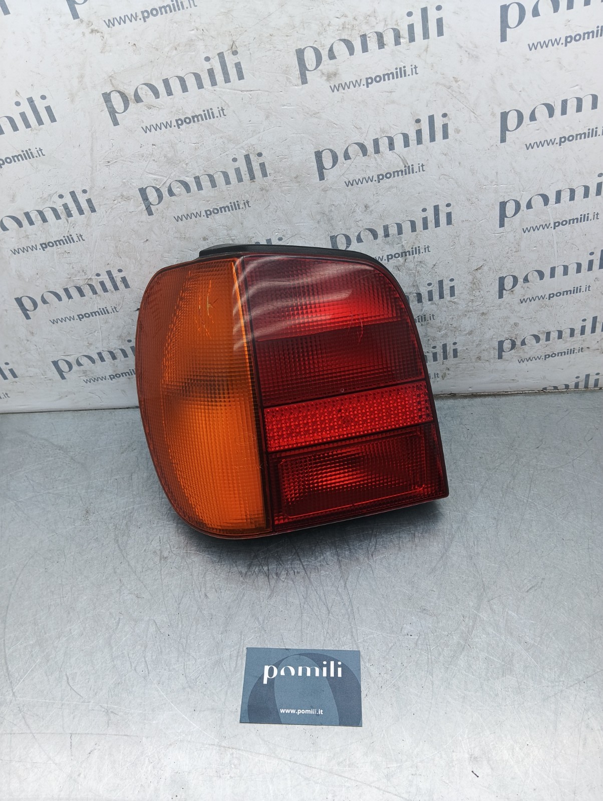 Pomili Fanaleria Volkswagen Polo III fanale posteriore sinistro usato
