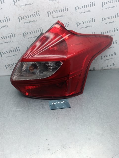 Pomili Fanaleria Ford Focus CB8 fanale posteriore destro