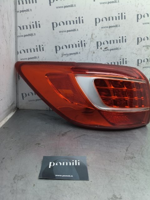 Pomili Fanaleria Kia Sportage 3ª Serie fanale posteriore sinistro