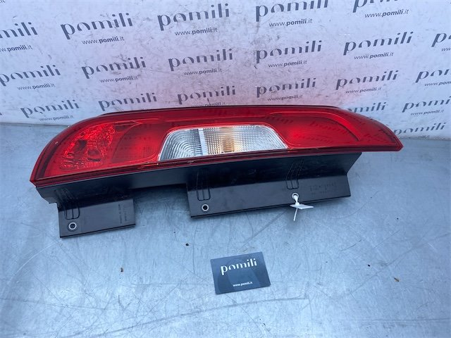 Pomili Fanaleria fanale posteriore Fiat Doblò Cargo 3V sinistro