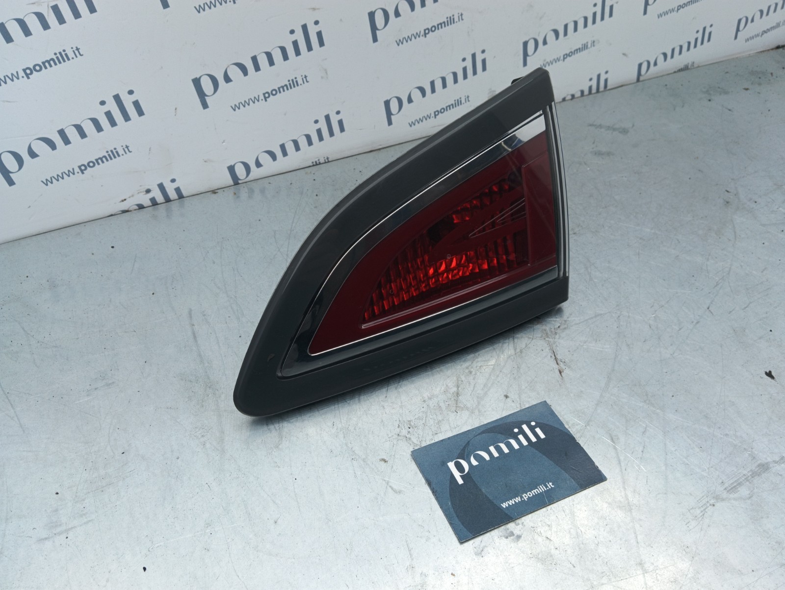Pomili Fanaleria Renault Scénic III fanale posteriore destro portellone usato