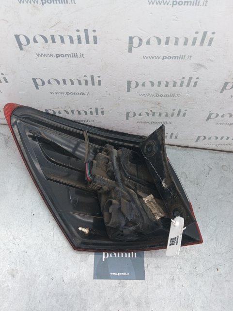 Pomili Fanaleria Nissan Qashqai (J10E/JJ10E) fanale posteriore esterno destro