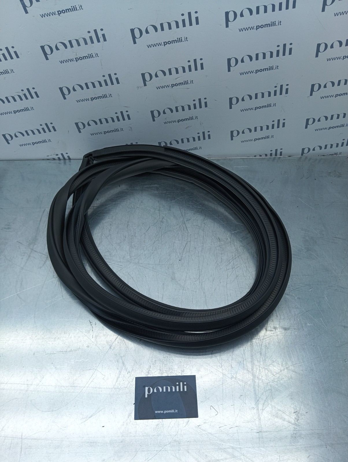 Pomili Lamierati esterni Toyota C-HR guarnizione porta anteriore destra 62311-F4010