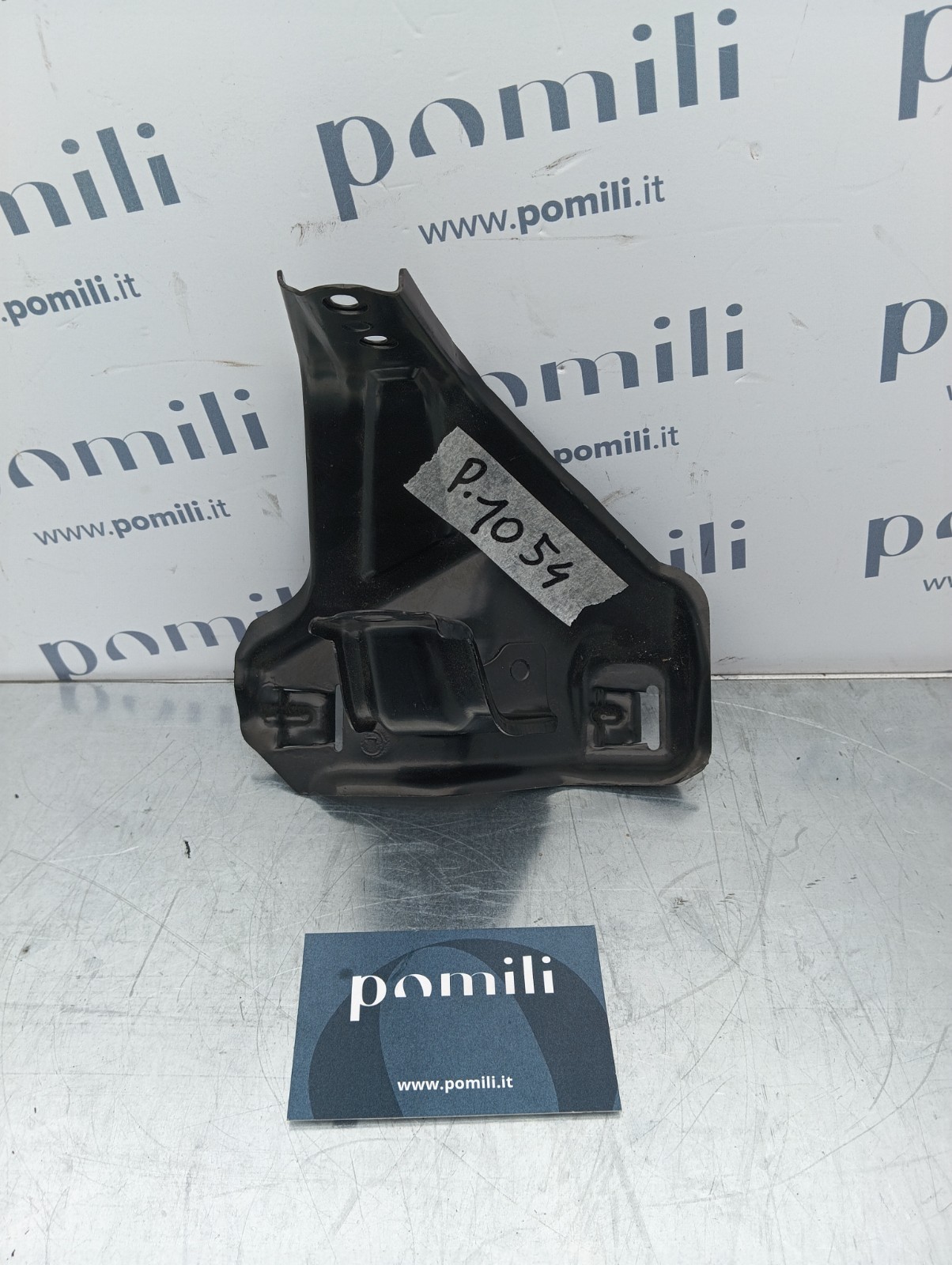 Pomili Paraurti anteriore Toyota Corolla 52082-13011 staffa paraurti anteriore sinistra