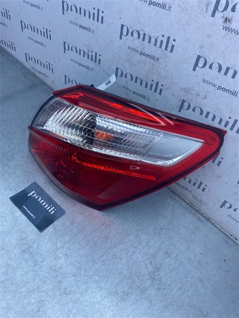 Pomili Fanaleria Nissan Qashqai J10 fanale posteriore destro esterno