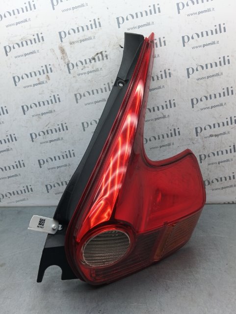 Pomili Fanaleria Nissan Juke F15E fanale posteriore destro 2010-2018