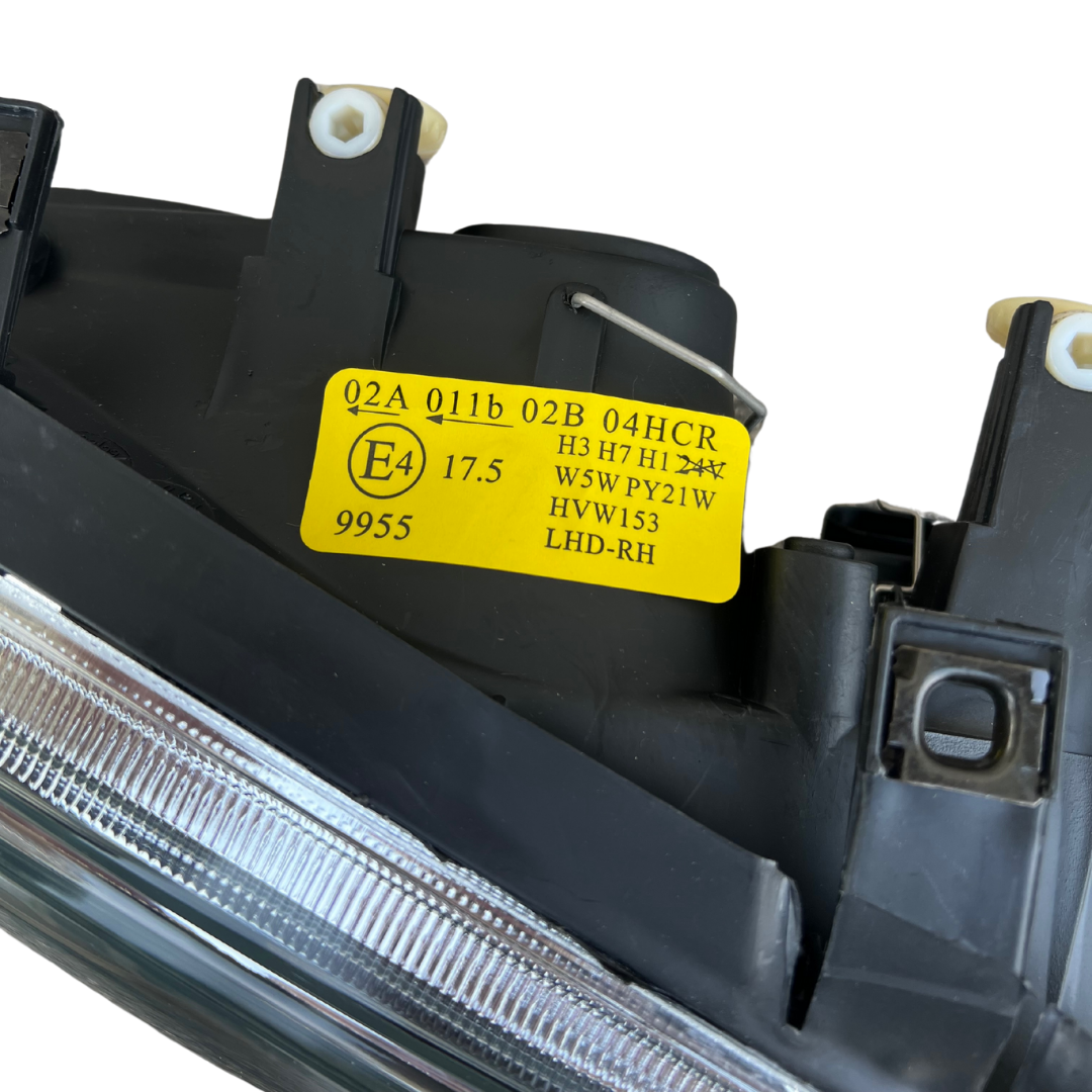 Sara Autoricambi Fanaleria VW Golf IV fanale anteriore destro 02A011B02B