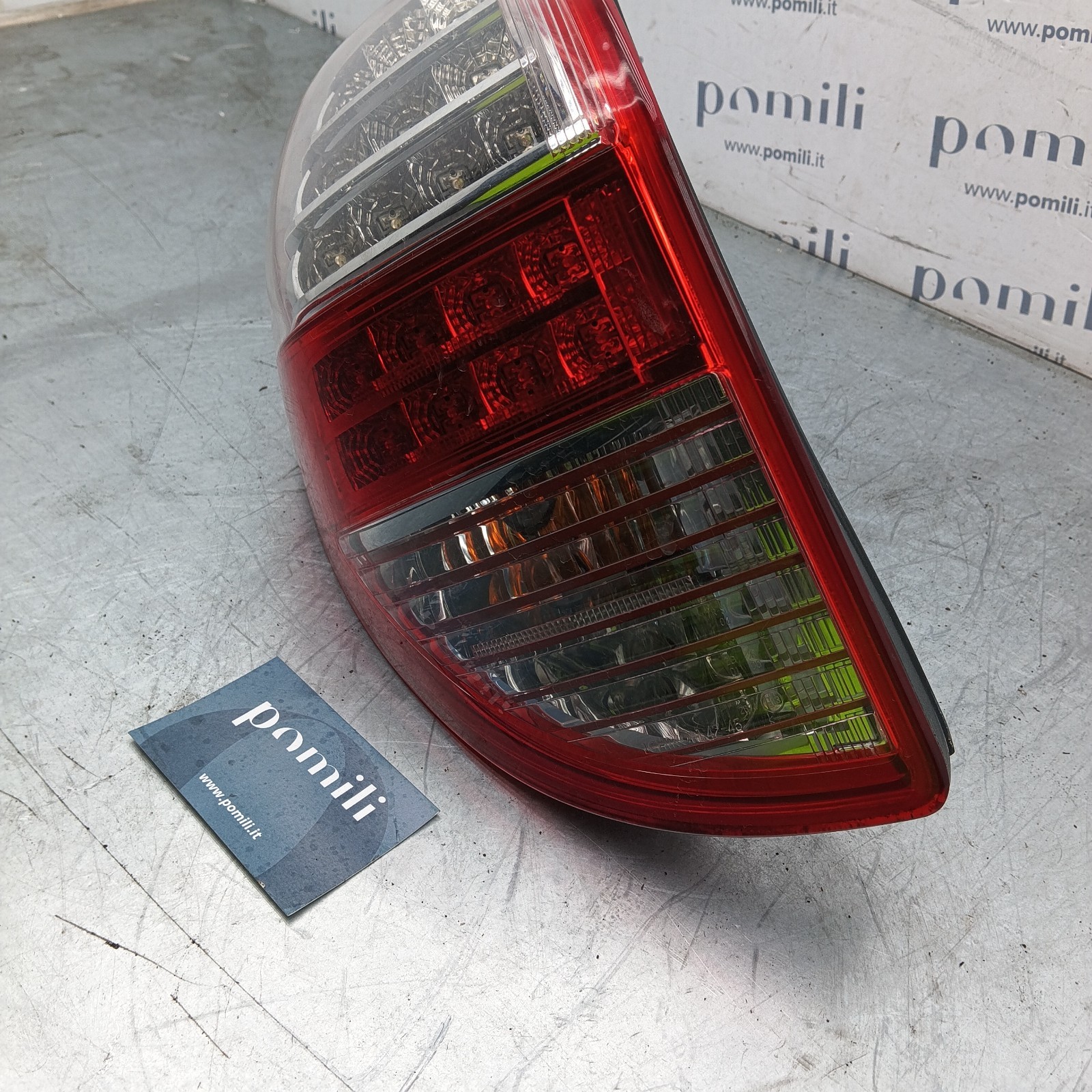 Pomili Fanaleria Fanale posteriore Toyota Rav4 sinistro usato