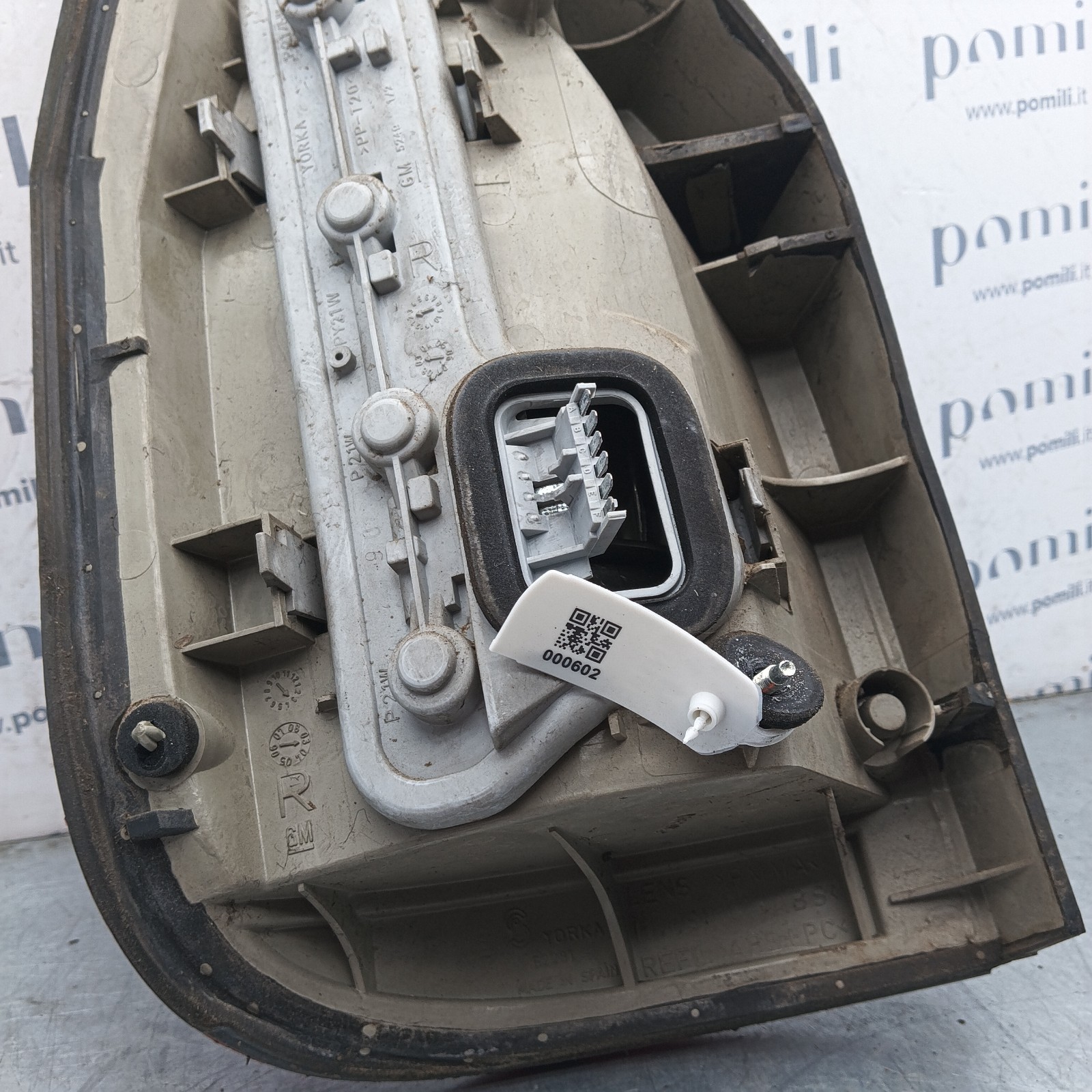 Pomili Fanaleria Opel Zafira fanale posteriore destro 62280 usato