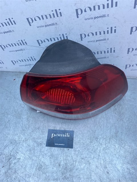Pomili Fanaleria Golf base fanale posteriore parte esterna S002