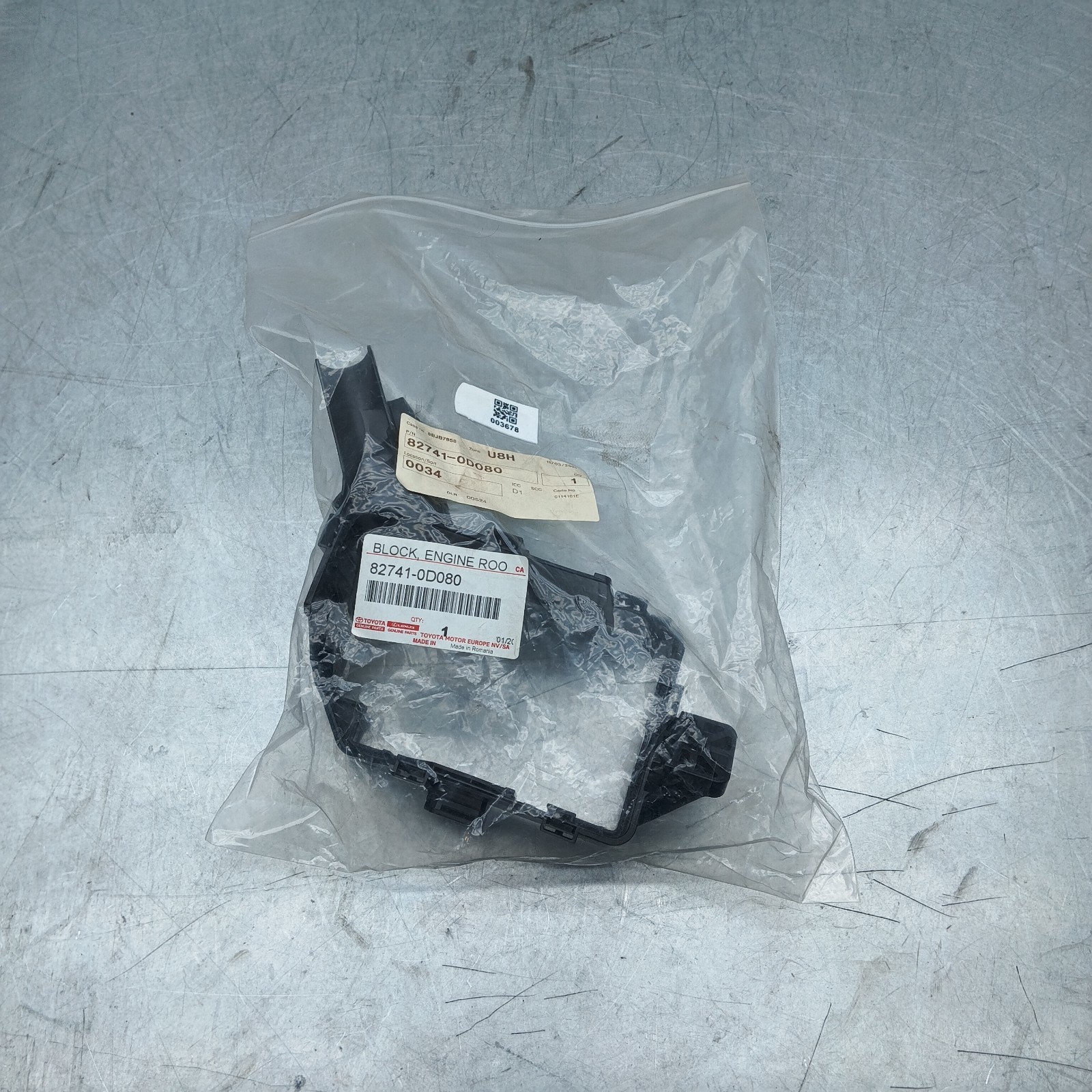 Pomili Motorini avviamento, alternatori, ECU e cavi Blocco relè vano motore Toyota Yaris III (2015-2018) 82741-0D080 blocco relè