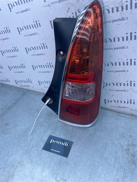 Pomili Fanaleria Daihatsu Trevis fanale posteriore destro