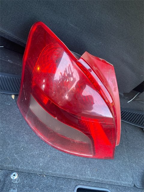 Pomili Fanaleria TOYOTA YARIS (11/05>02/12<) fanale posteriore sinistro