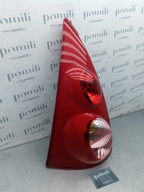 Pomili Fanaleria fanale posteriore Peugeot 107 sinistro