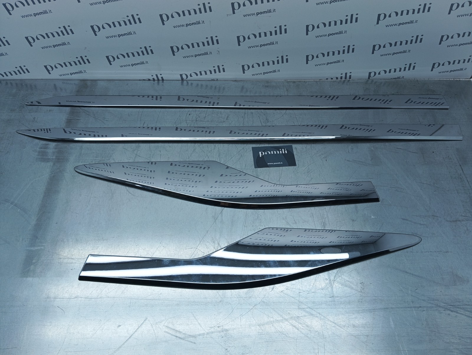 Pomili Lamierati esterni modanature laterali Toyota C-HR PW156-10000-01 kit 4 pezzi