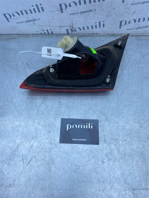 Pomili Fanaleria Fanale posteriore interno sinistro S001 MITSUBISHI COLT
