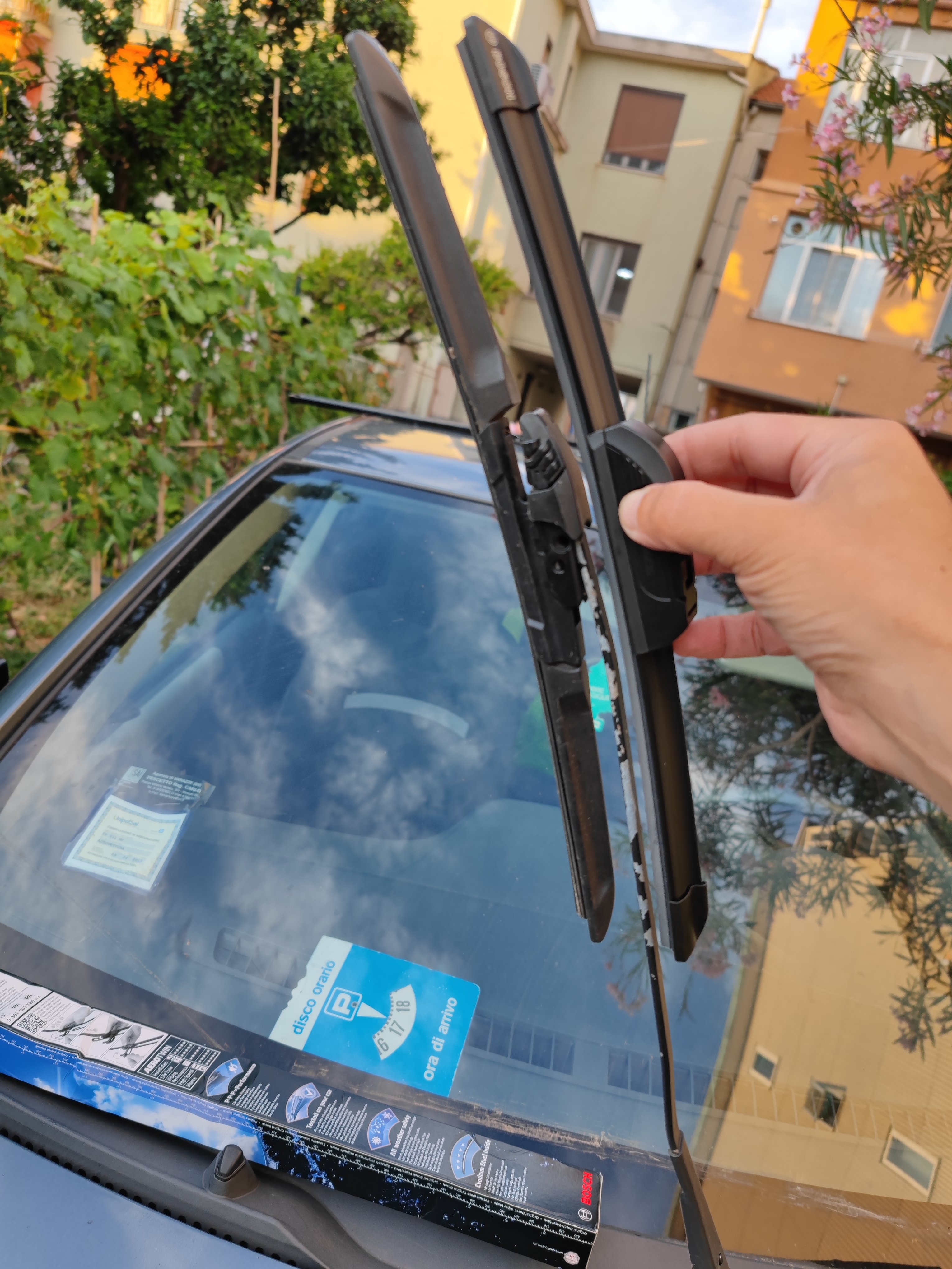 Bosch Spazzole tergicristallo AeroTwin 3397007589 2 pezzi con spoiler