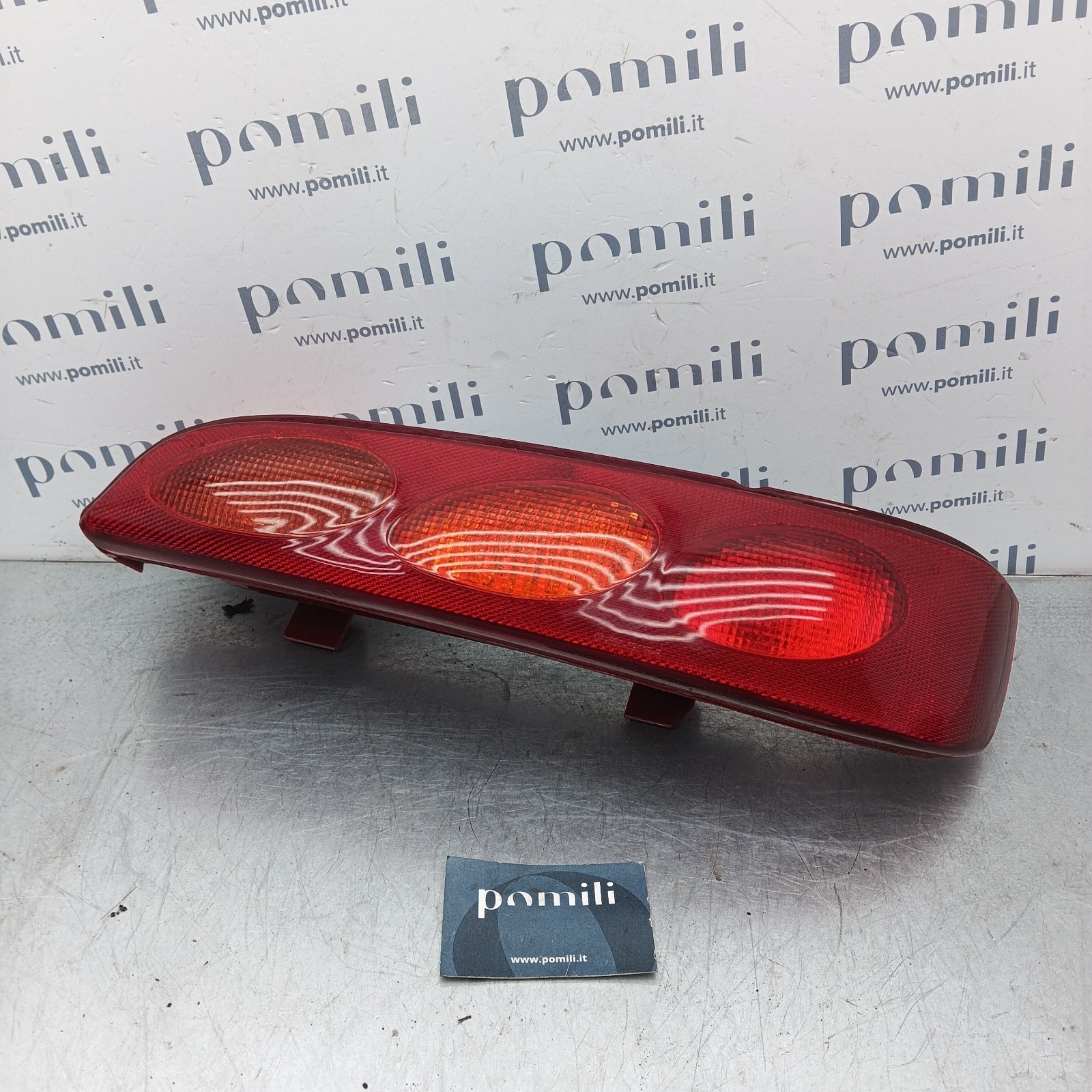 Pomili Fanaleria Fiat Seicento 600 fanale destro usato