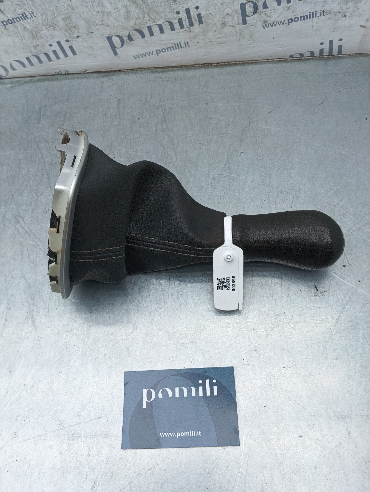 Pomili Cambio e trasmissioni Pomello con cuffia del cambio Renault Clio 3 (2005-2012) 8200408023 pomello usato