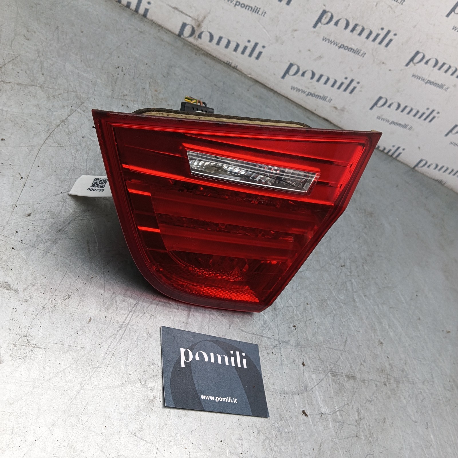 Pomili Fanaleria S3 E90 fanale posteriore interno destro 218402 usato