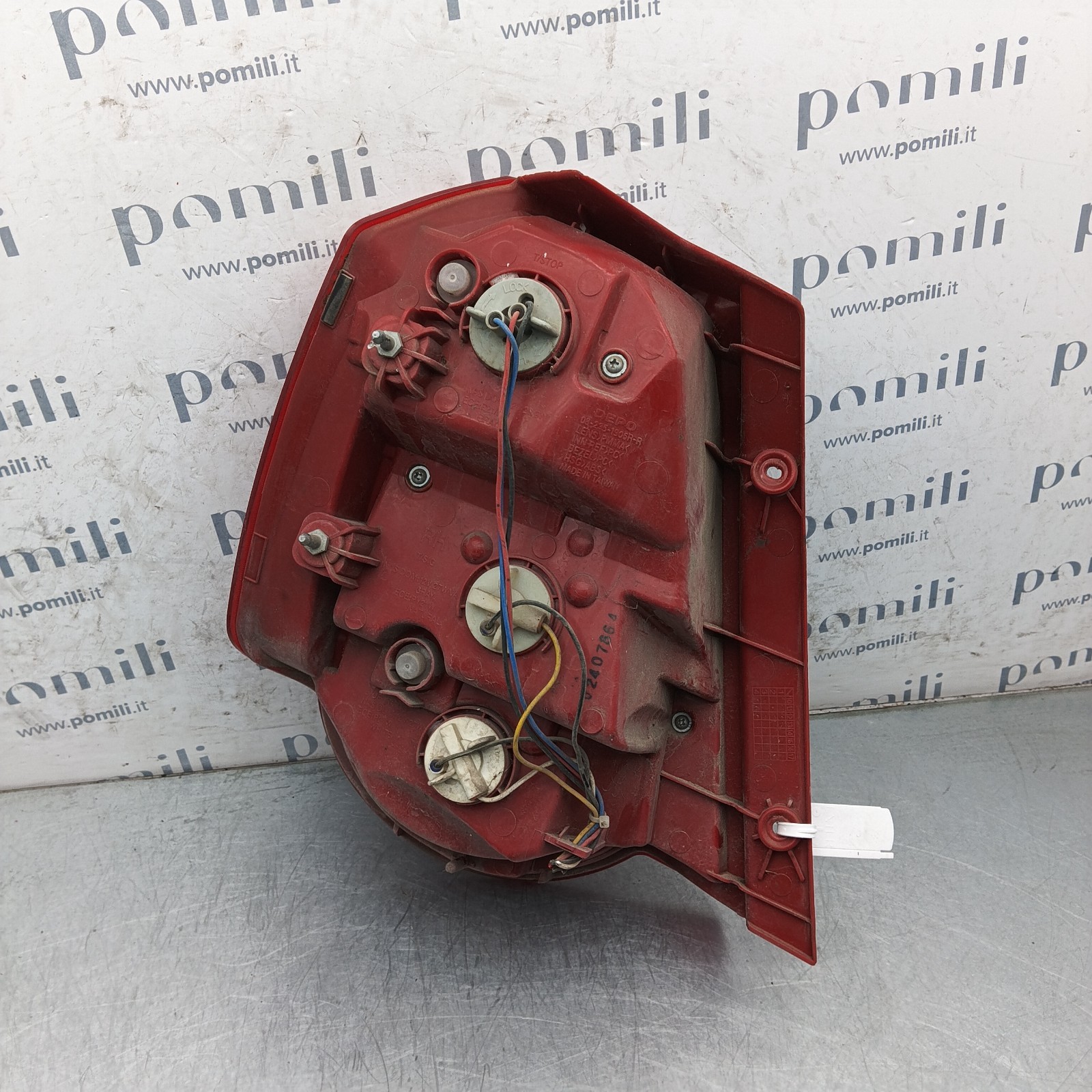 Pomili Fanaleria Chevrolet Aveo 08-235-1906R fanale posteriore destro usato
