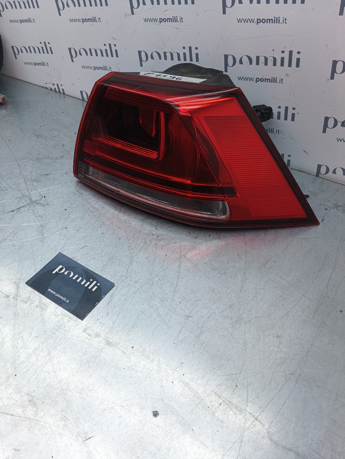 Pomili Fanaleria Fanale posteriore destro Volkswagen Golf VII 5G (2012-19) 5G0945096H usato