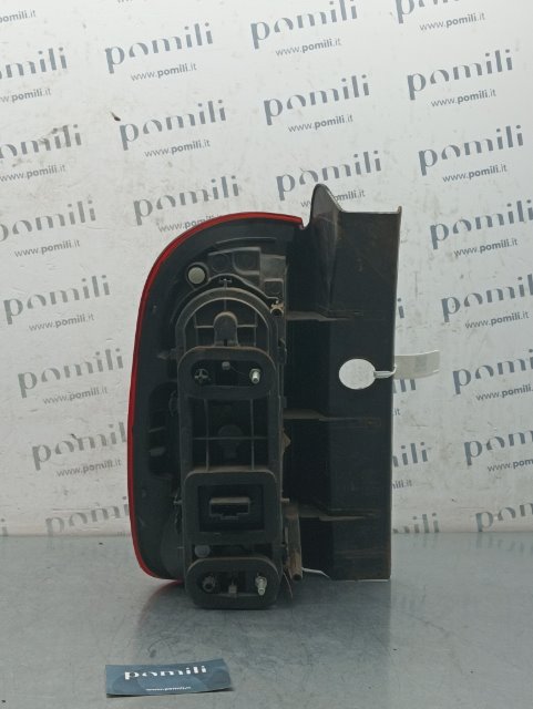Pomili Fanaleria Fanale posteriore Dacia Duster destro