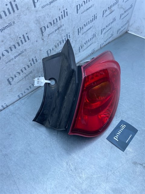 Pomili Fanaleria Alfa Romeo Giulietta fanale posteriore esterno destro