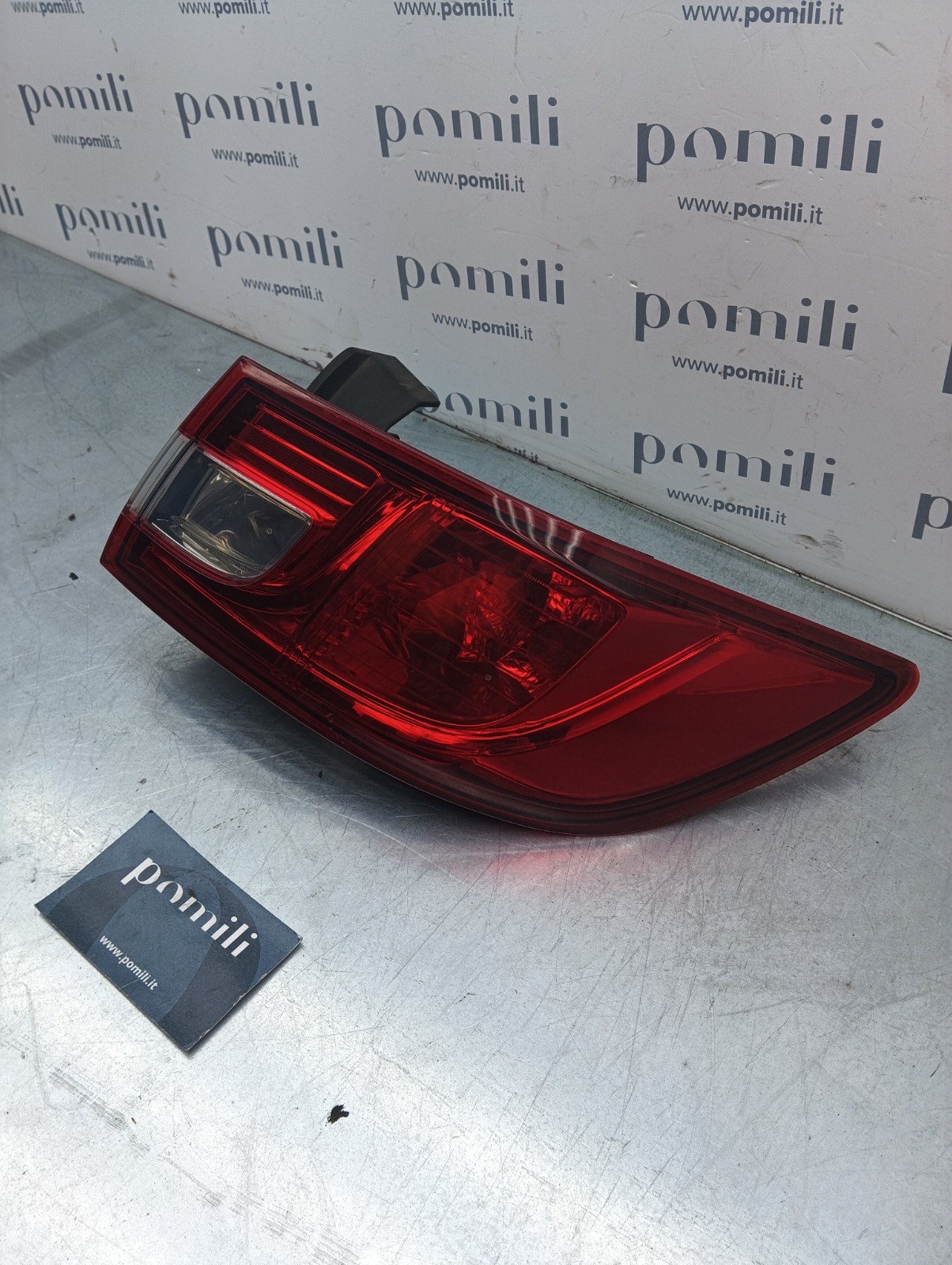 Pomili Fanaleria Renault Clio IV fanale posteriore destro usato