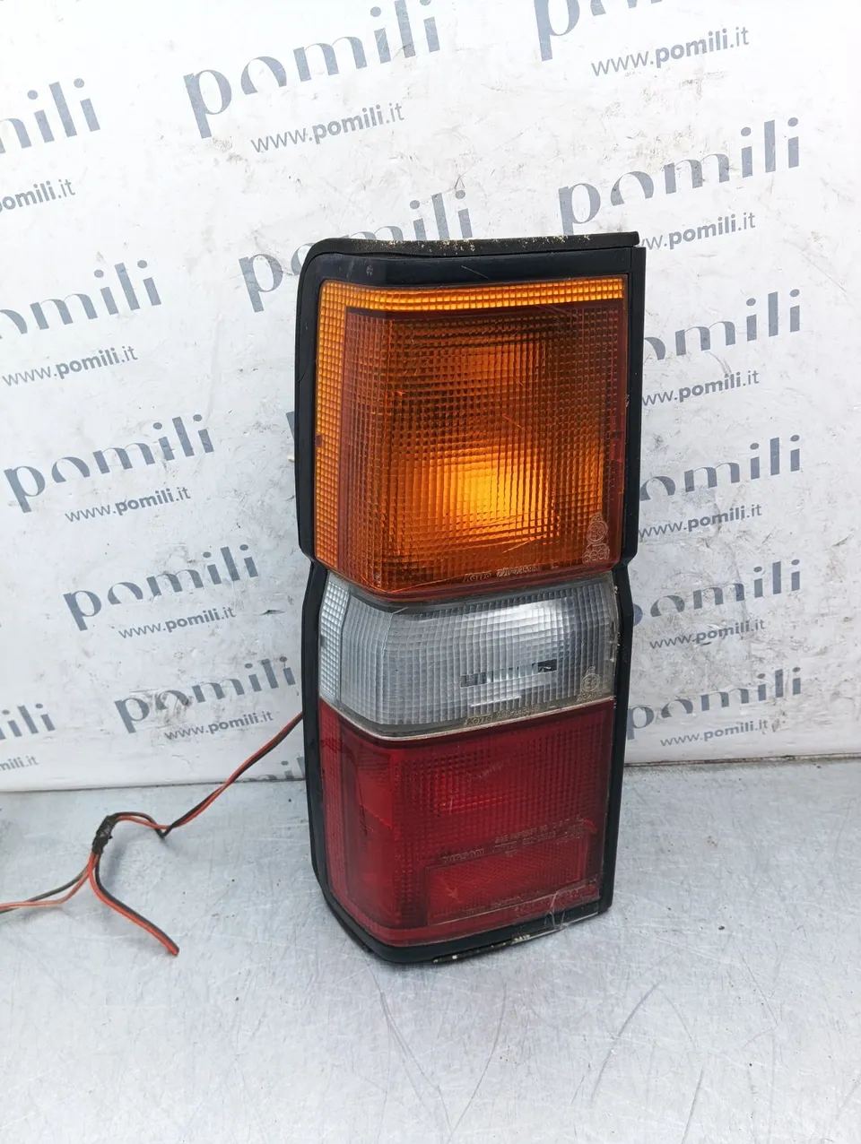 Pomili Fanaleria fanale posteriore Nissan Pathfinder 220-23599 sinistro usato