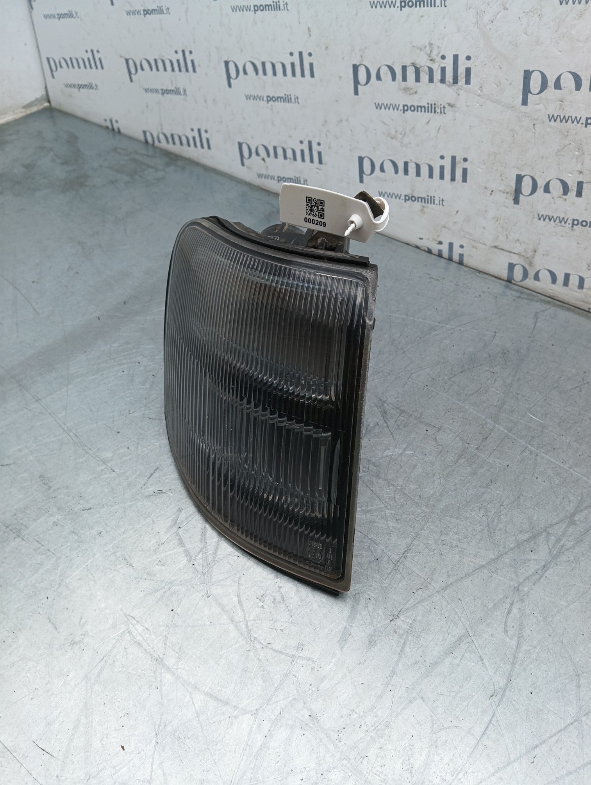 Pomili Fanaleria 210-87233 freccia anteriore sinistra usata