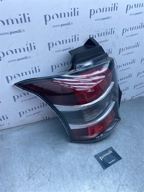 Pomili Fanaleria Toyota iQ S001 fanale posteriore