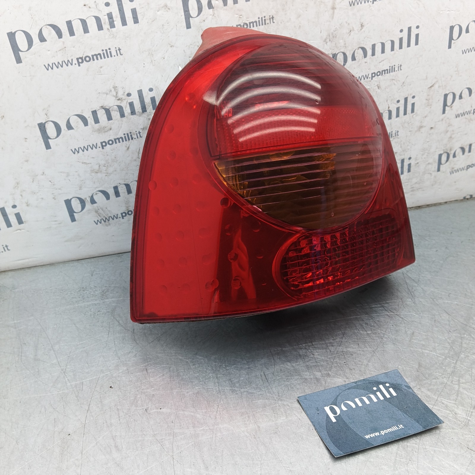 Pomili Fanaleria Fanale posteriore sinistro Renault Twingo G7700426319 usato