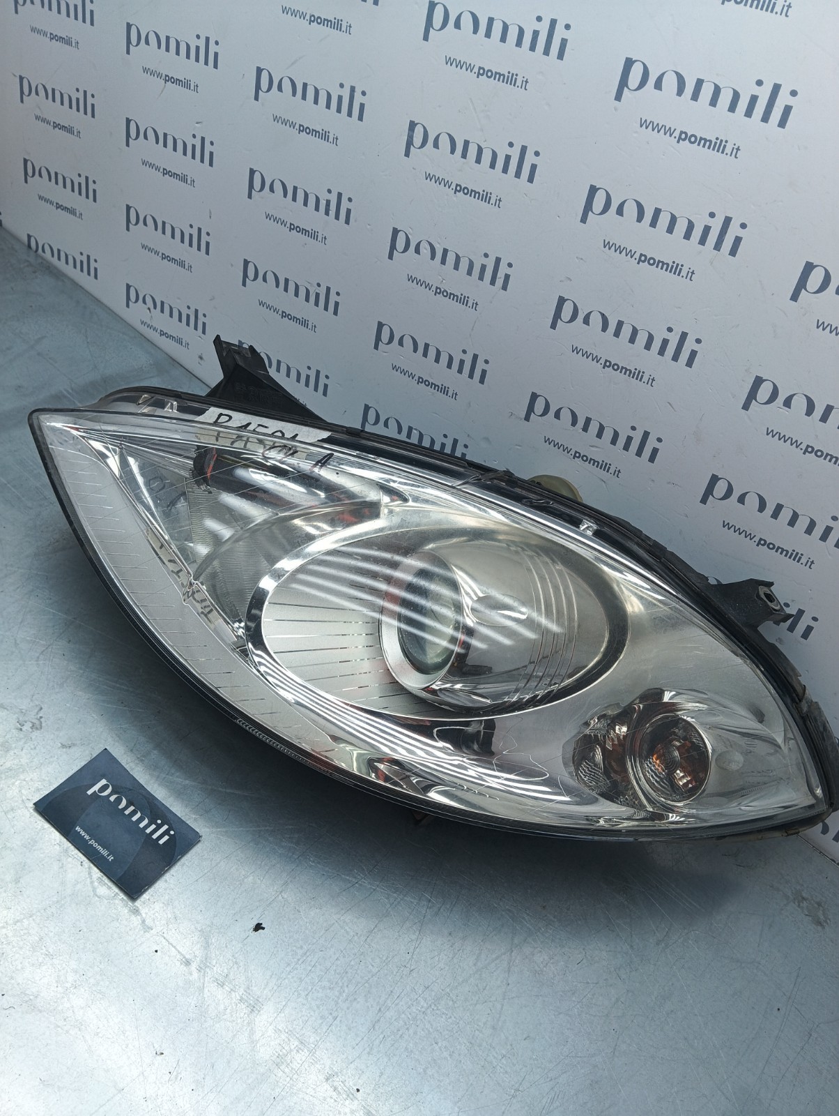 Pomili Fanaleria Mercedes-Benz A180 faro anteriore sinistro usato A1698200561