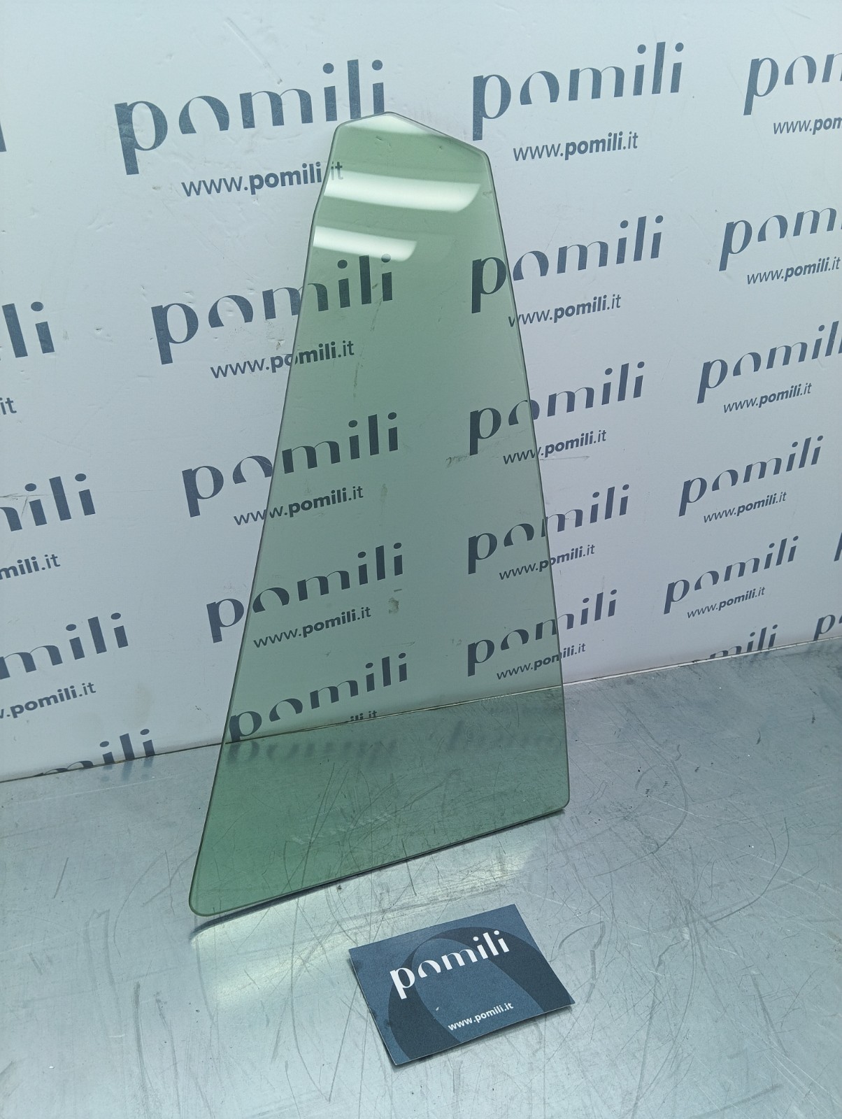 Pomili Cristalli Toyota RAV4 XA40 vetro fisso laterale sinistro posteriore nuovo