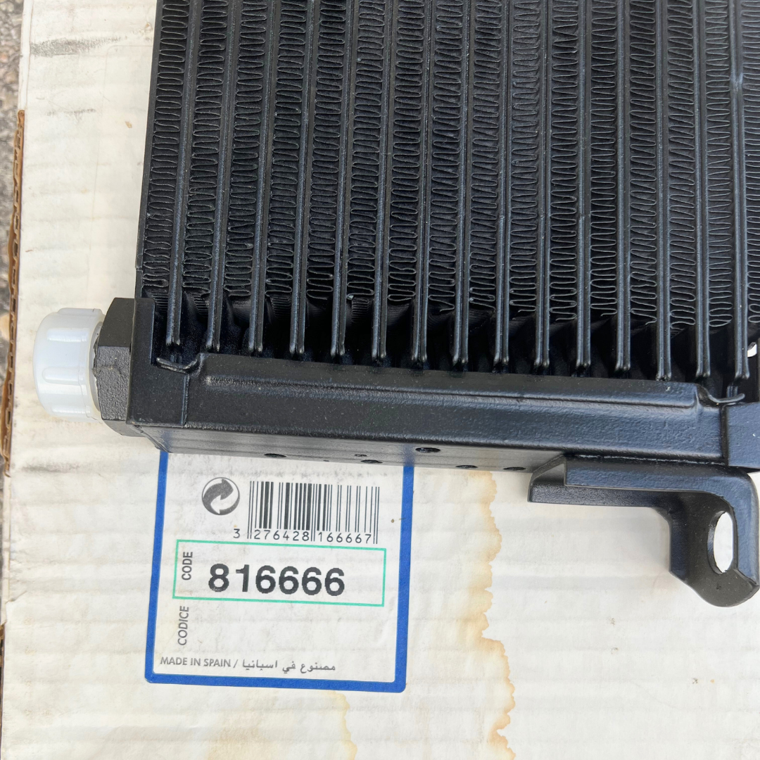 Sara Autoricambi Radiatori 816666 radiatore olio motore Valeo Alfa Romeo 145 146 155