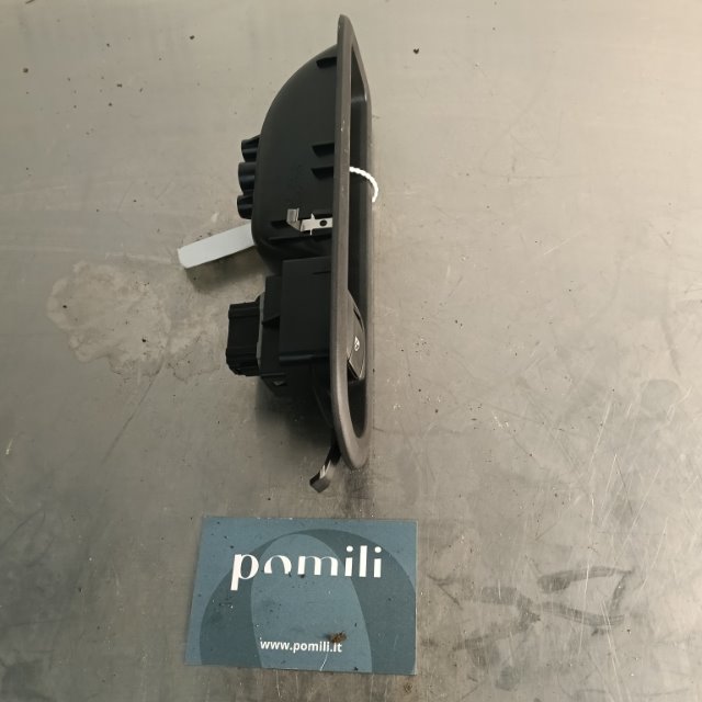 Pomili Rivestimenti interni e parti interne Renault Twingo 2a Serie interruttore alzacristalli anteriore destro