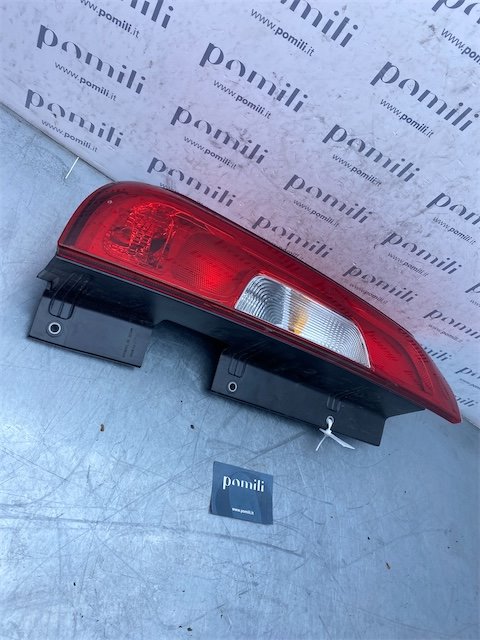 Pomili Fanaleria fanale posteriore Fiat Doblò Cargo 3V sinistro