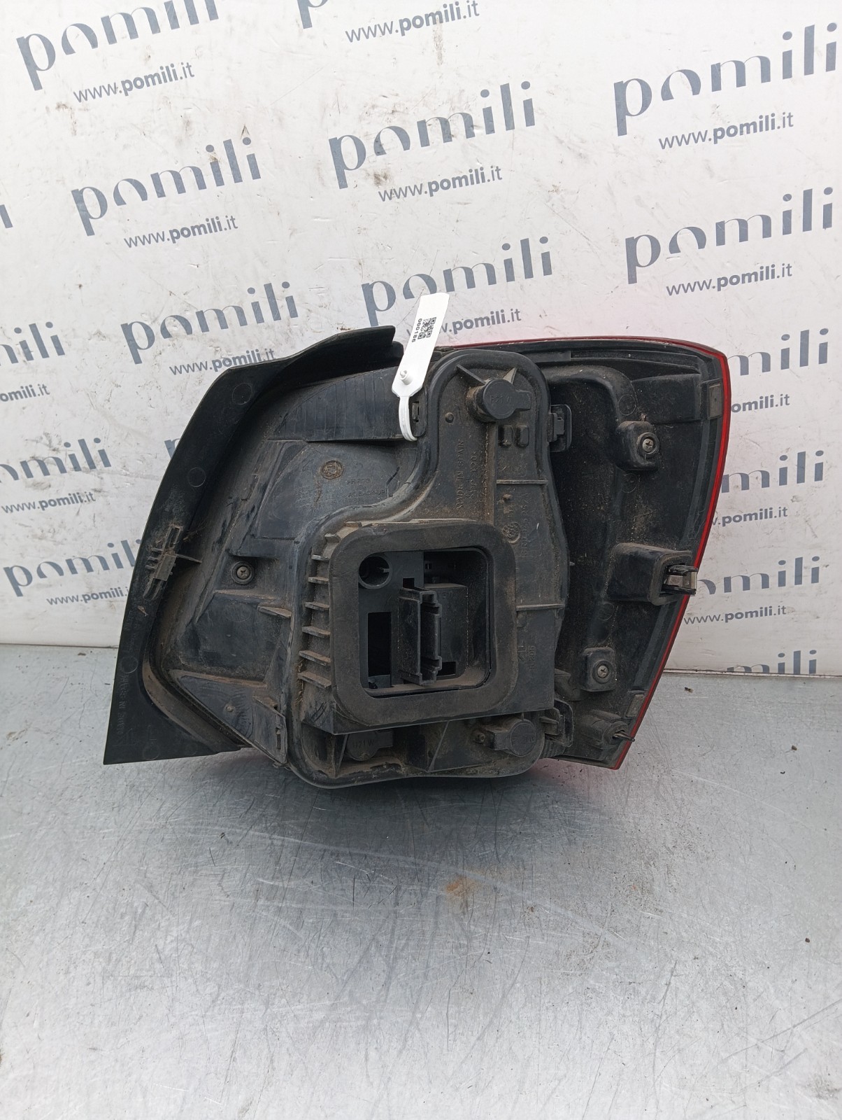 Pomili Fanaleria Fanale posteriore sinistro Volkswagen Polo 5 6R0945257A usato