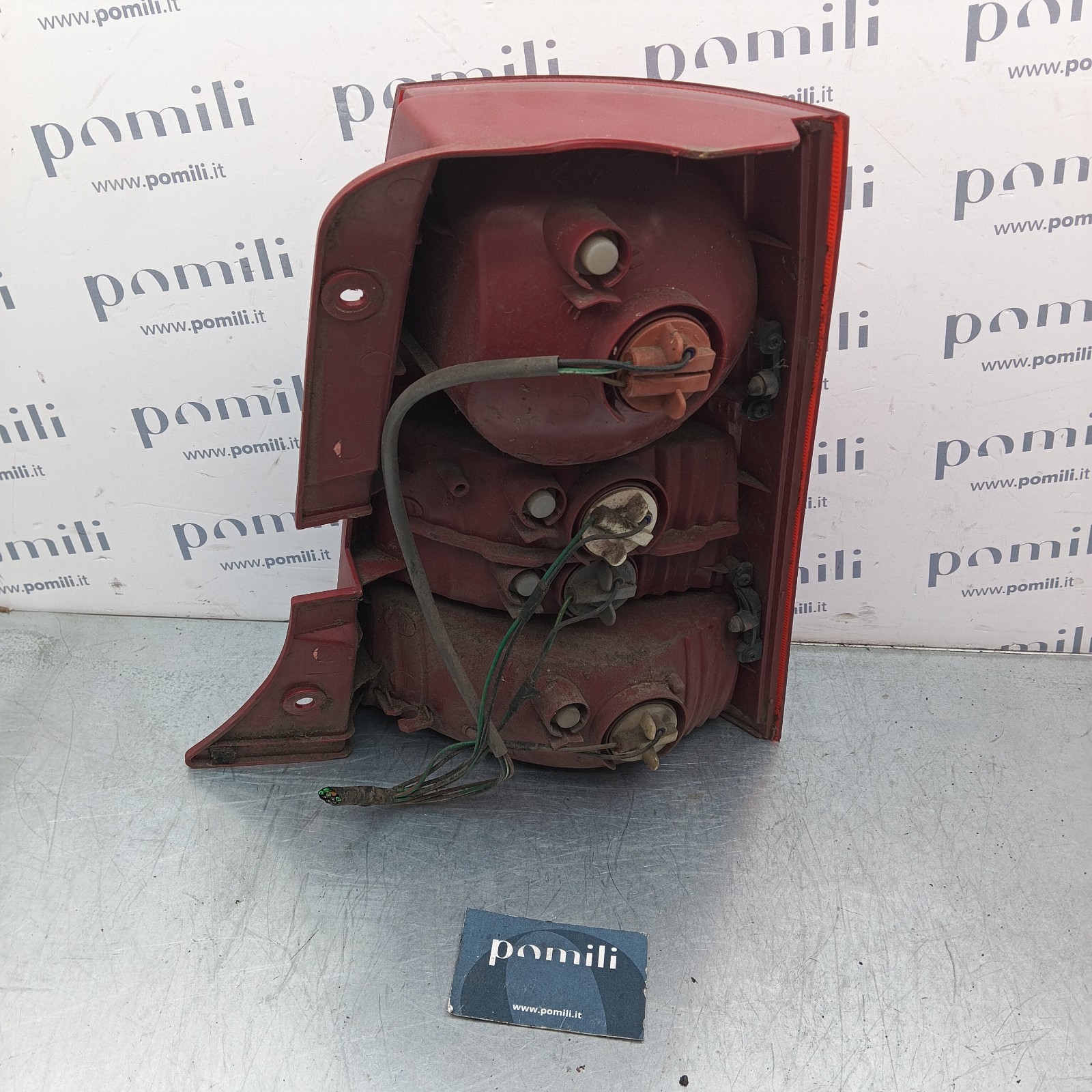 Pomili Fanaleria Fanale posteriore sinistro Kia Picanto 9240107010 usato